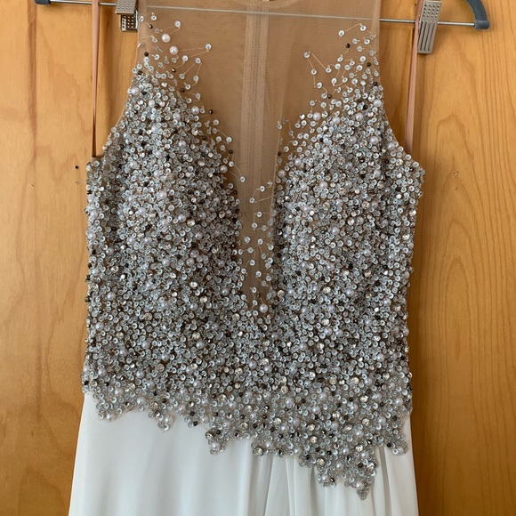 Stunning Terani Evening Gown/ Prom dress🤍 - Picture 3 of 6